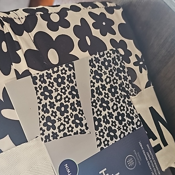 Twin bed Urban shop mix and match sheet set - Picture 3 of 5